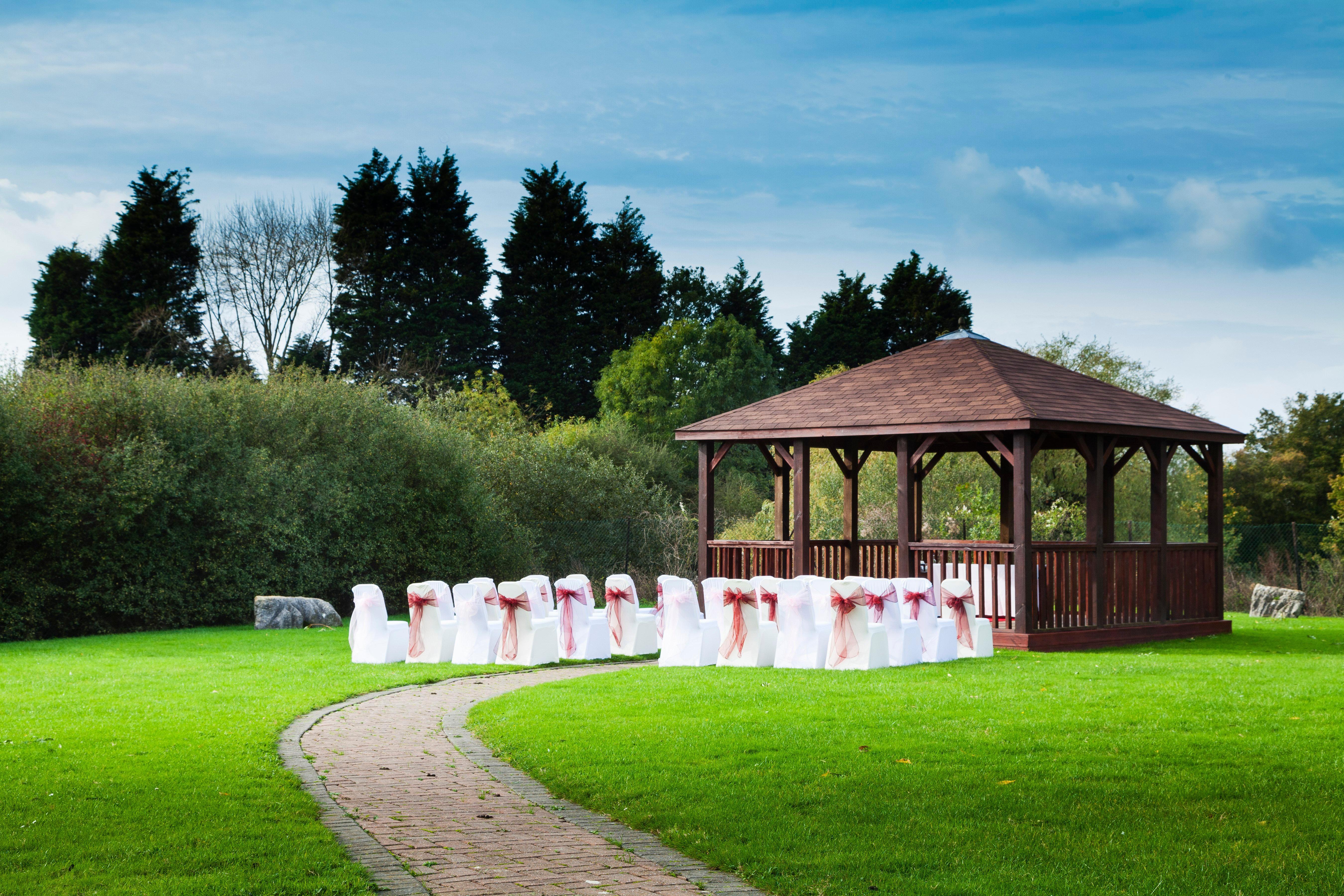Holiday Inn Basildon By Ihg Exterior foto